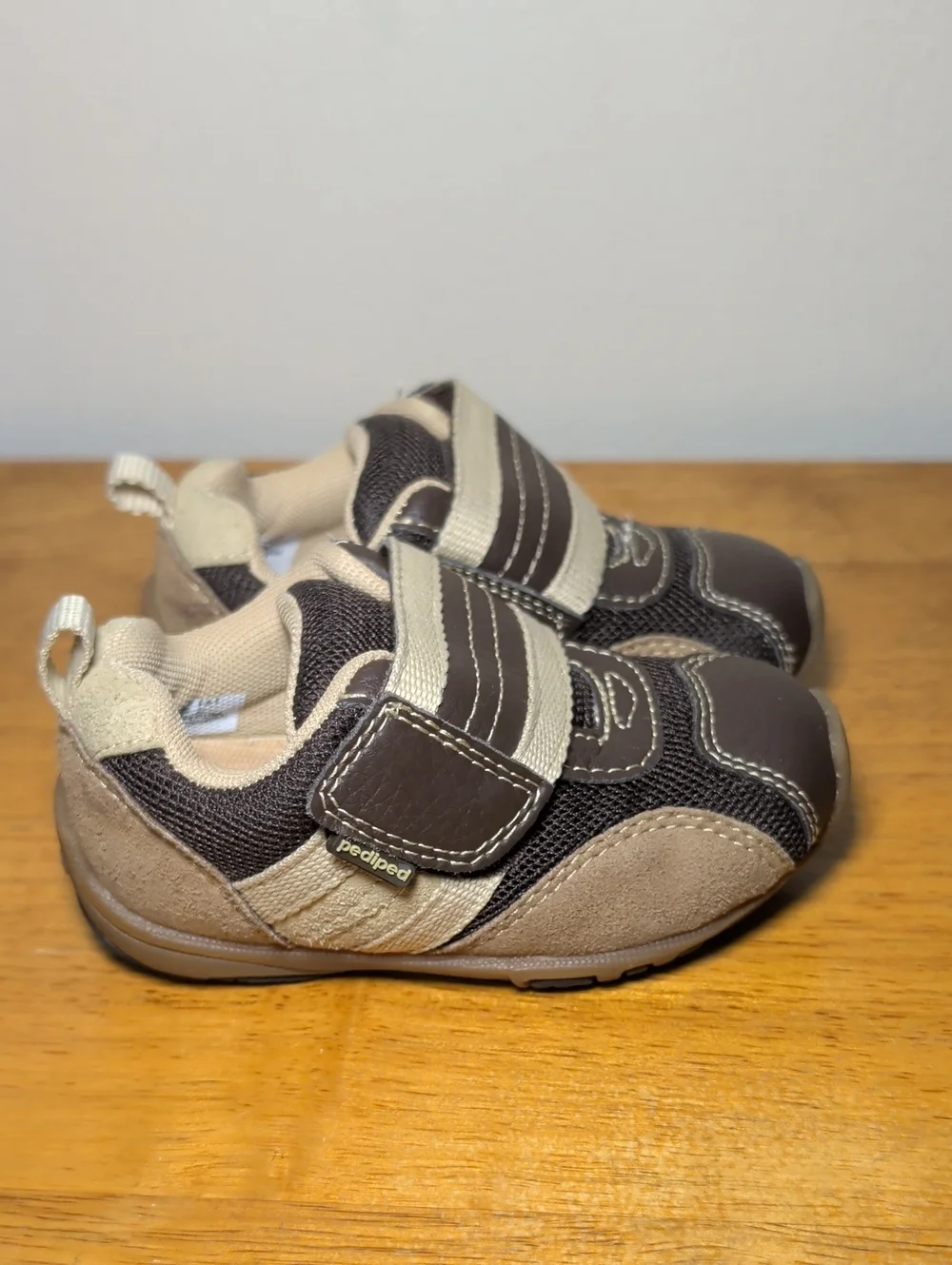Pediped Flex Adrian Sneakers Brown Tan Hook & Loop Closure Toddler Boys Size 6